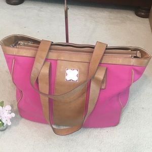 Tote Bag - Liz Claiborne New York. New in beautiful pink, Summer time ready.